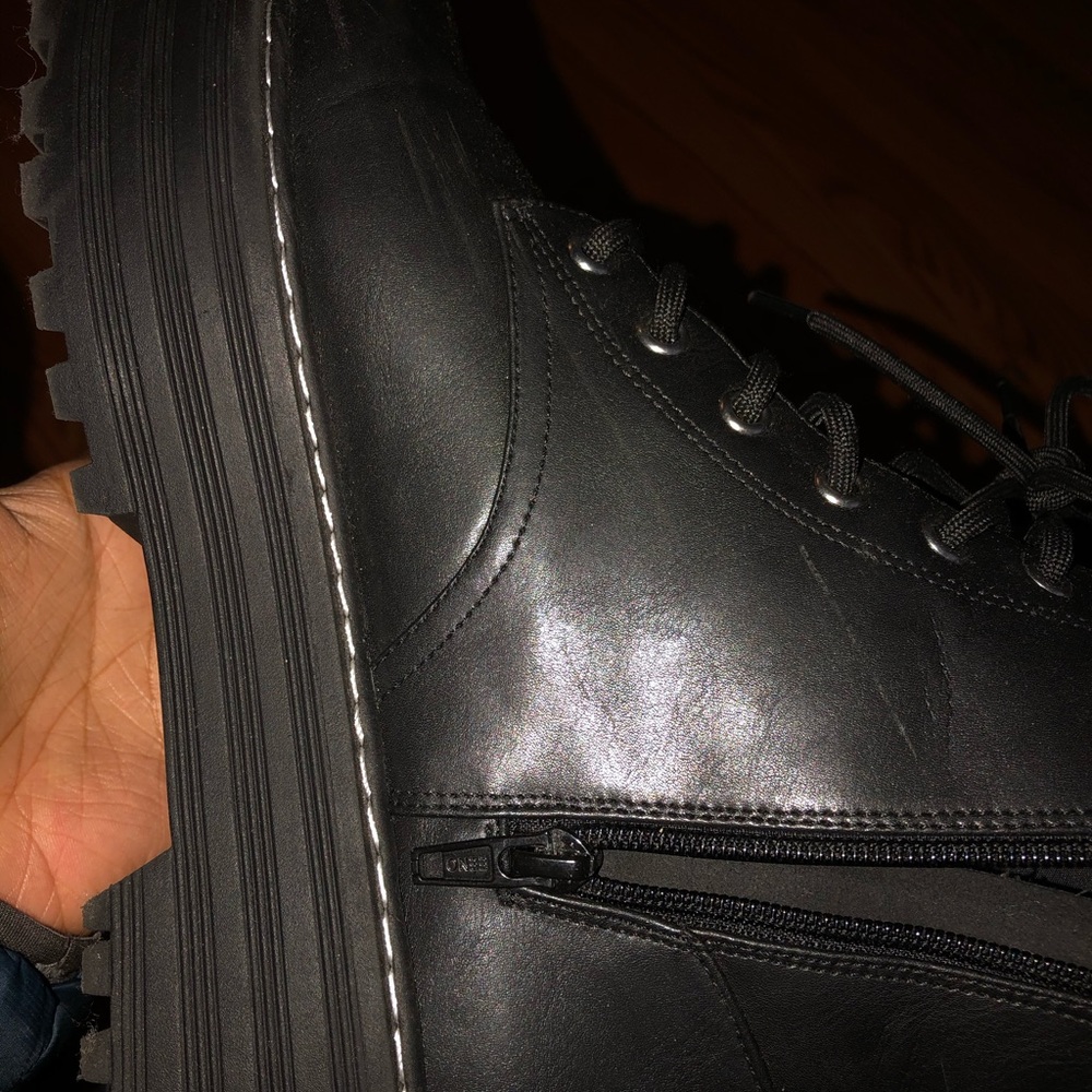 Platform Black Boots!
